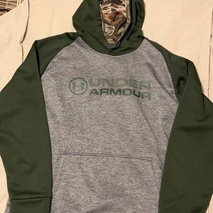 Cold gear pullover